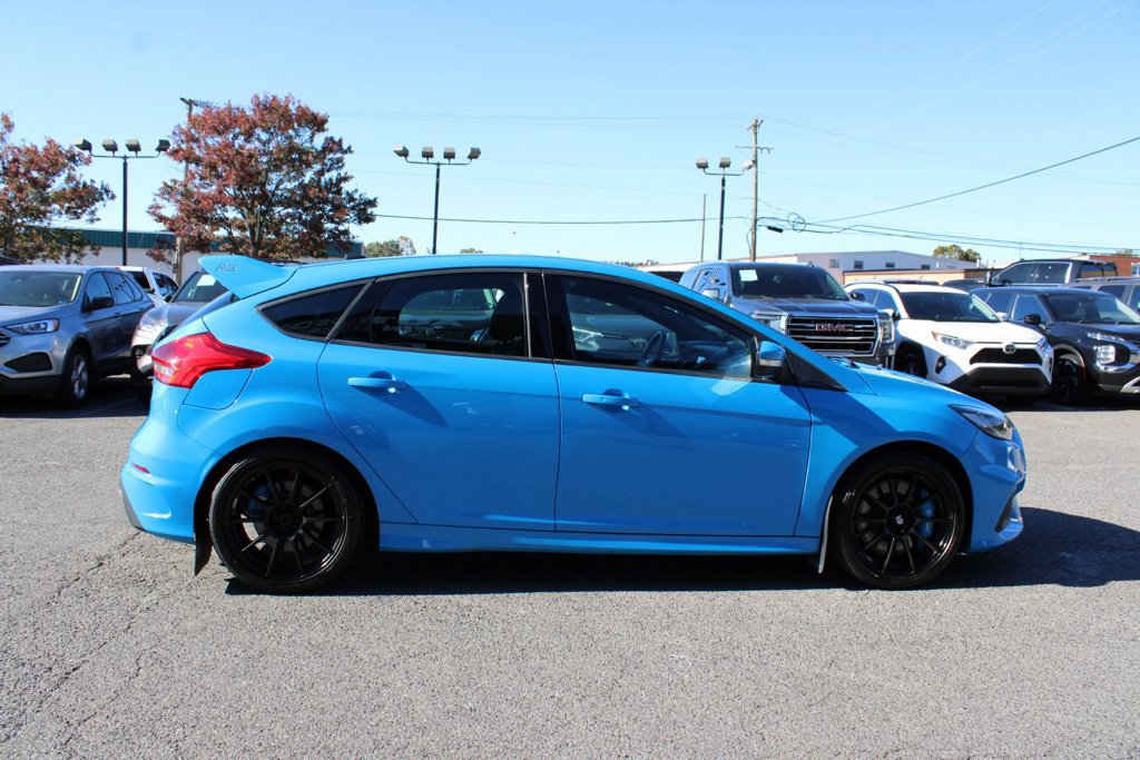 Used 2017 Ford Focus RS AWD/4WD image 8