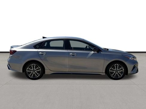 Used 2024 Kia Forte GT-Line FWD image 4