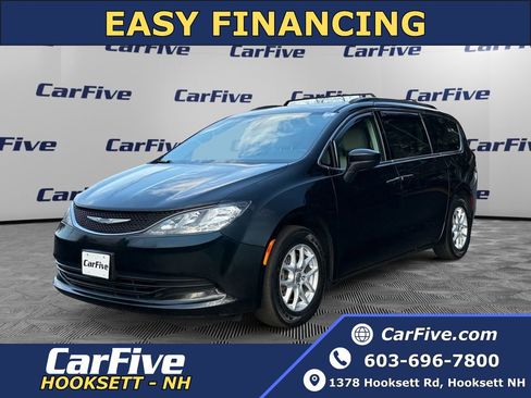 Used 2020 Chrysler Voyager Lxi image 1