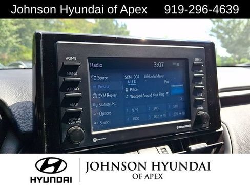 Used 2022 Toyota RAV4 XLE Premium FWD image 16