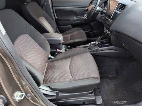 Used 2017 Mitsubishi Outlander Sport SE FWD image 20