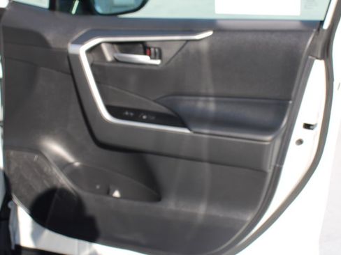 Certified 2025 Toyota RAV4 XLE image 20