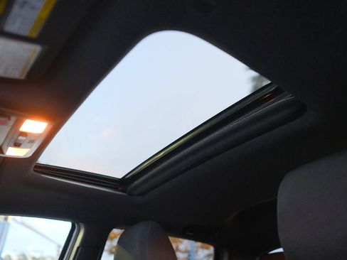 Used 2020 Toyota Tacoma TRD Sport image 29