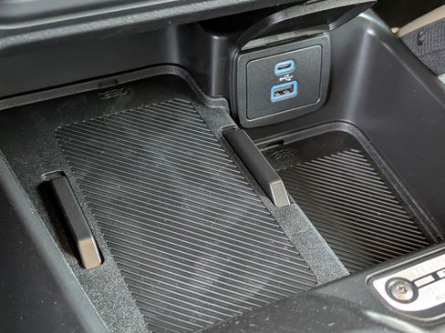 New 2025 Ford Bronco Badlands image 18