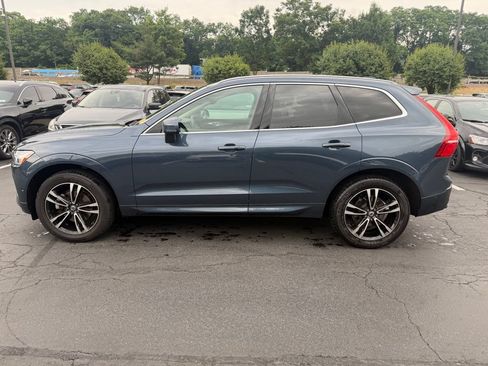 Used 2019 Volvo XC60 T5 Momentum w/ Premium Package AWD/4WD image 3