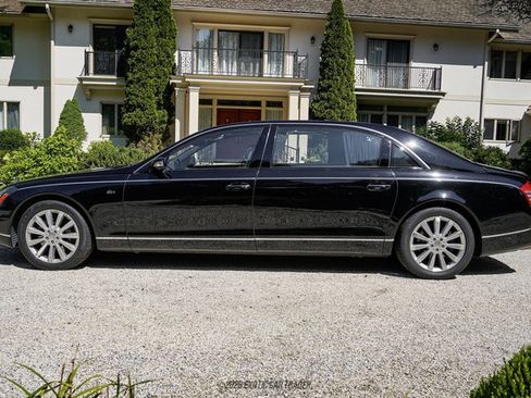 Used 2009 Maybach 62 S RWD image 3