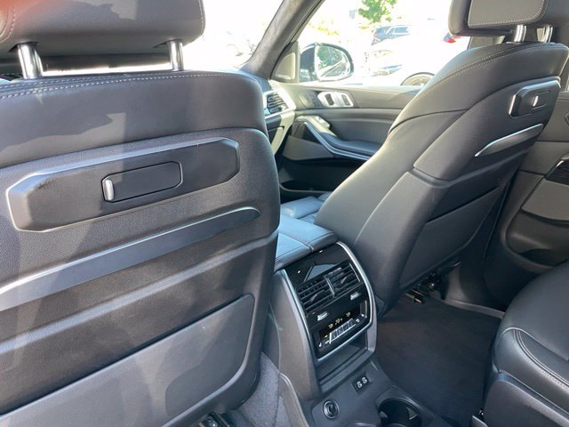 Used 2024 BMW X7 xDrive40i w/ Executive Package AWD/4WD image 9