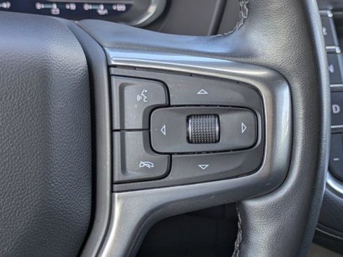 Used 2023 Chevrolet Suburban Premier AWD/4WD image 22