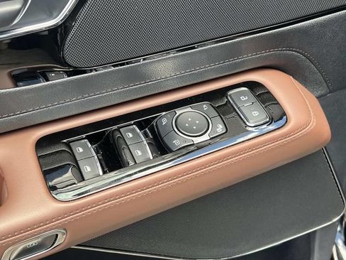 Used 2025 Lincoln Aviator Reserve w/ Illumination Package AWD/4WD image 17