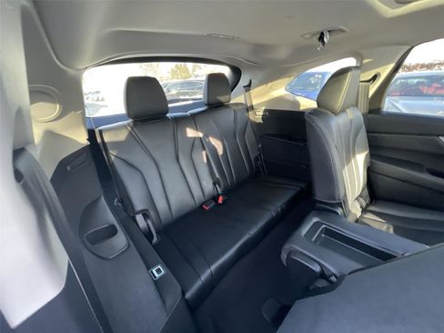 Certified 2025 Acura MDX w/Technology Package image 24