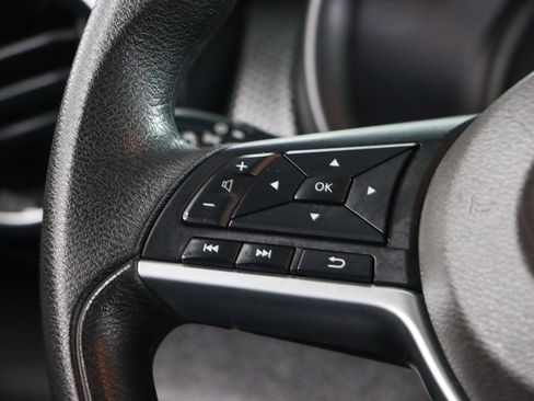 Used 2021 Nissan Kicks SV image 13