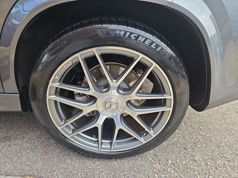 Certified 2023 Mercedes-Benz GLE 53 AMG 4MATIC image 35