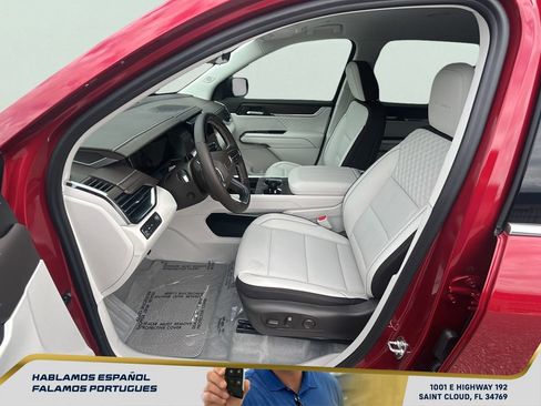 New 2026 GMC Acadia Denali w/ Super Cruise Package image 12