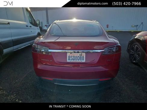 Used 2015 Tesla Model S 70D image 5