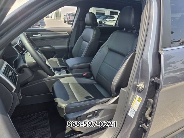 Used 2022 Volkswagen Atlas Cross Sport SE w/ Panoramic Sunroof Package FWD image 9