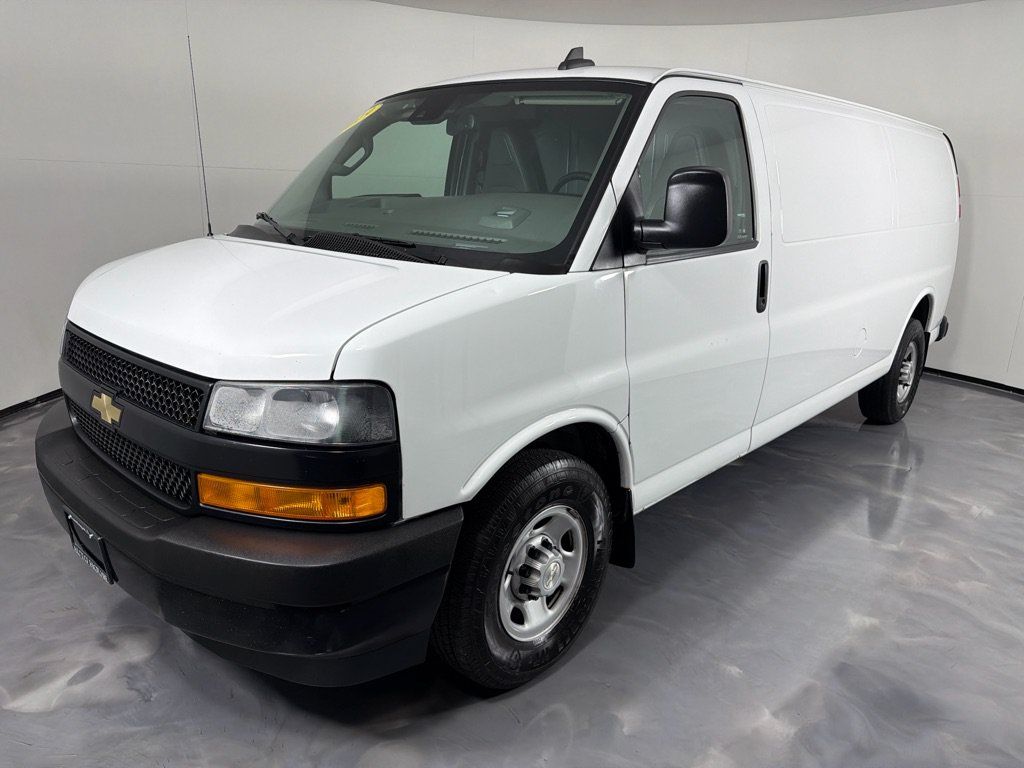 Used 2019 Chevrolet Express 3500 Extended w/ Driver Convenience Package RWD image 8