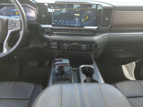 Used 2024 Chevrolet Silverado 1500 High Country w/ Max Trailering Package AWD/4WD image 15