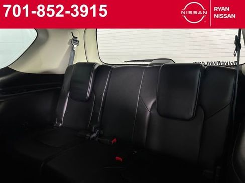 Used 2023 Nissan Armada Platinum w/ Captain's Chairs Package image 33