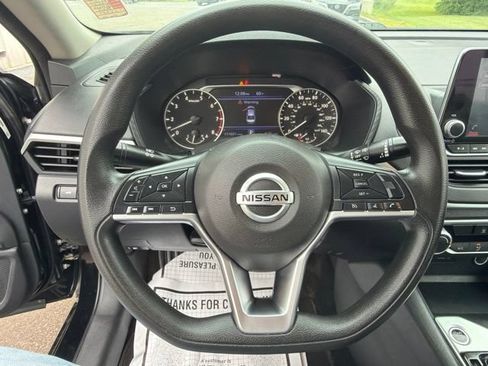 Used 2020 Nissan Altima 2.5 S AWD/4WD image 15