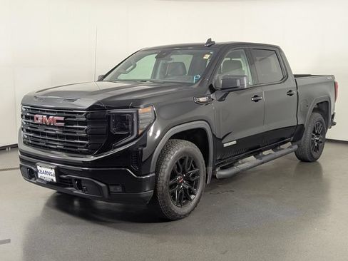 Used 2024 GMC Sierra 1500 Elevation w/ Preferred Package AWD/4WD image 4