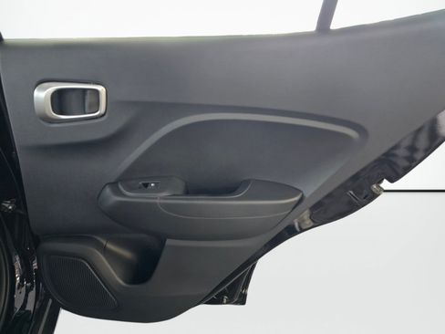 New 2026 Hyundai Venue SEL FWD image 38