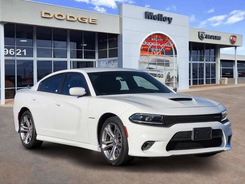 Used 2022 Dodge Charger R/T RWD image 2