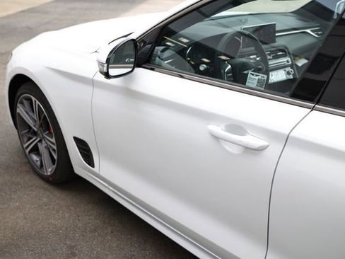 New 2025 Genesis G70 3.3T Advanced w/ Sport Prestige Package image 10