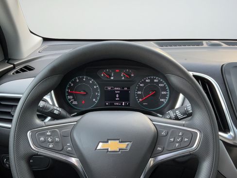 Certified 2024 Chevrolet Equinox LS w/ Driver Confidence II Package FWD image 14