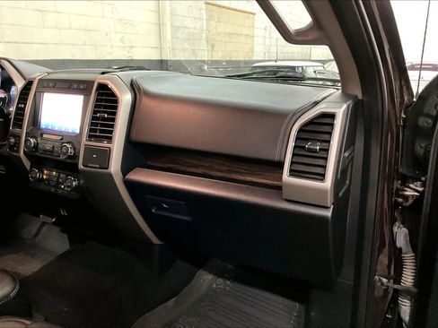 Used 2020 Ford F150 Lariat w/ FX4 Off-Road Package image 18