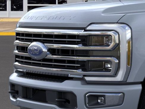 New 2026 Ford F250 Platinum w/ Platinum Plus Package image 17