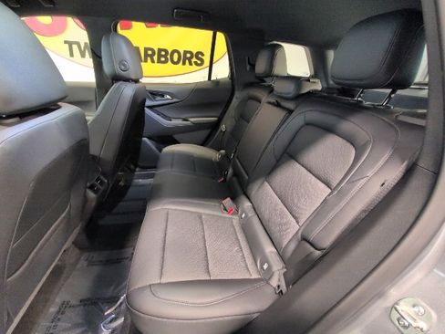 Used 2026 Chevrolet Equinox LT w/ Convenience Package II image 25