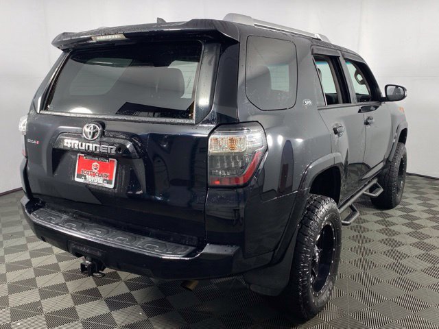 Used 2018 Toyota 4Runner SR5 Premium AWD/4WD image 7