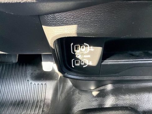 Used 2023 RAM 2500 Tradesman AWD/4WD image 31