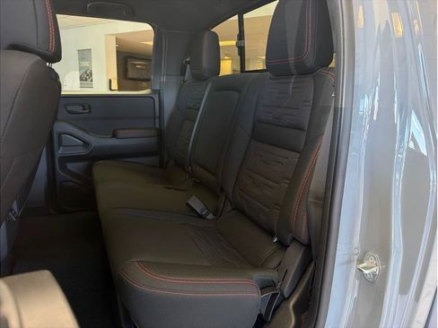 Used 2026 Nissan Frontier PRO-4X w/ Pro-4x Convenience Package AWD/4WD image 30