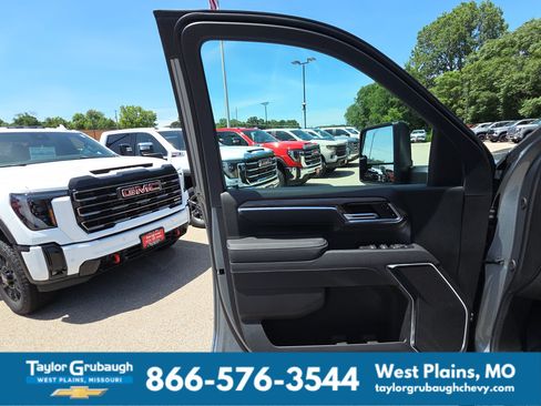 New 2026 Chevrolet Silverado 2500 LT w/ Trail Boss Package AWD/4WD image 13