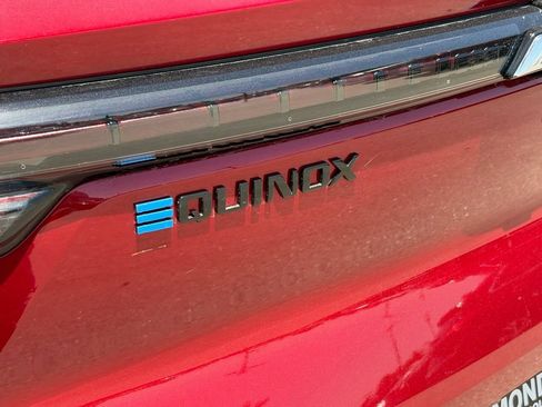 Used 2026 Chevrolet Equinox EV RS FWD image 10
