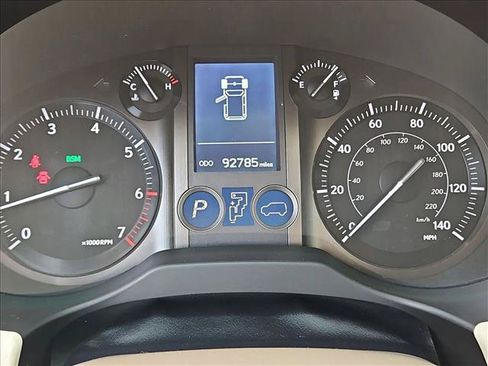 Used 2019 Lexus GX 460 Premium w/ Premium Package AWD/4WD image 11