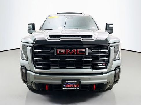 Used 2024 GMC Sierra 2500 AT4 w/ AT4 Premium Plus Package AWD/4WD image 2