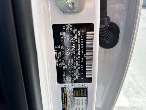 Used 2024 Kia Telluride S FWD image 59