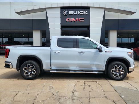 New 2026 GMC Sierra 1500 SLT w/ SLT Premium Plus Package AWD/4WD image 3