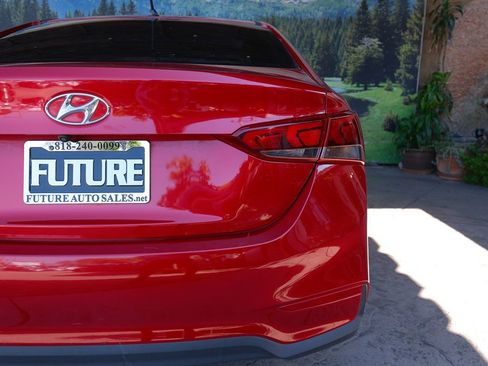 Used 2020 Hyundai Accent SE image 38