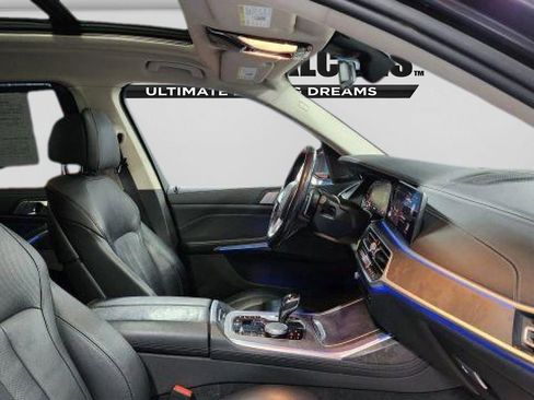Used 2019 BMW X7 xDrive40i w/ Premium Package AWD/4WD image 11