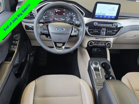 Used 2022 Ford Escape SEL FWD image 12