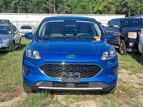 Used 2020 Ford Escape SE AWD/4WD image 2