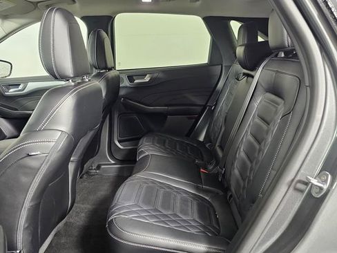 Used 2024 Ford Escape SE w/ PHEV Premium Package image 17