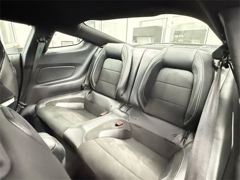 Used 2020 Ford Mustang Shelby GT500 w/ Technology Package image 7