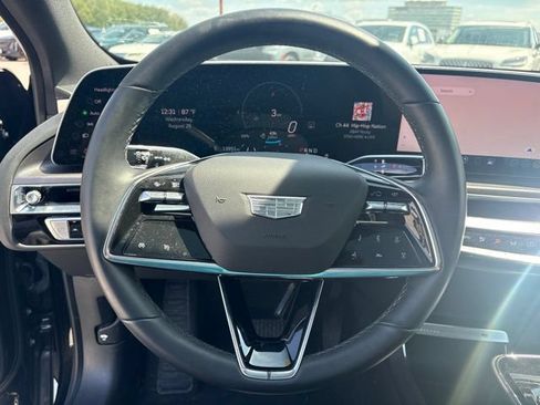 Certified 2024 Cadillac Lyriq Tech AWD/4WD image 9