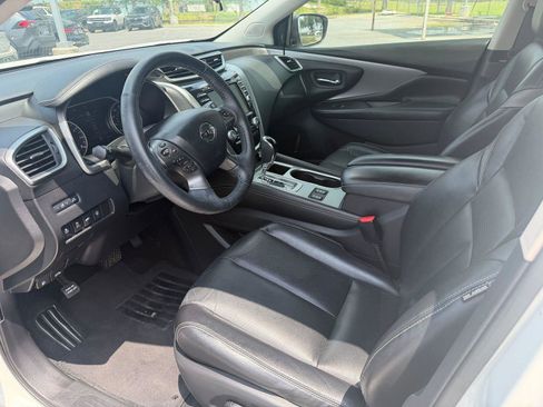 Used 2020 Nissan Murano SL w/ Moonroof Package FWD image 3