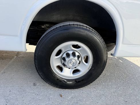 Used 2020 Chevrolet Express 2500 w/ Driver Convenience Package RWD image 25