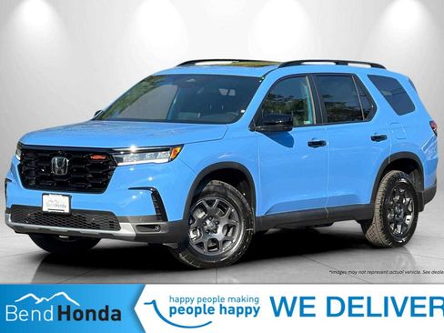 New 2025 Honda Pilot TrailSport image 1